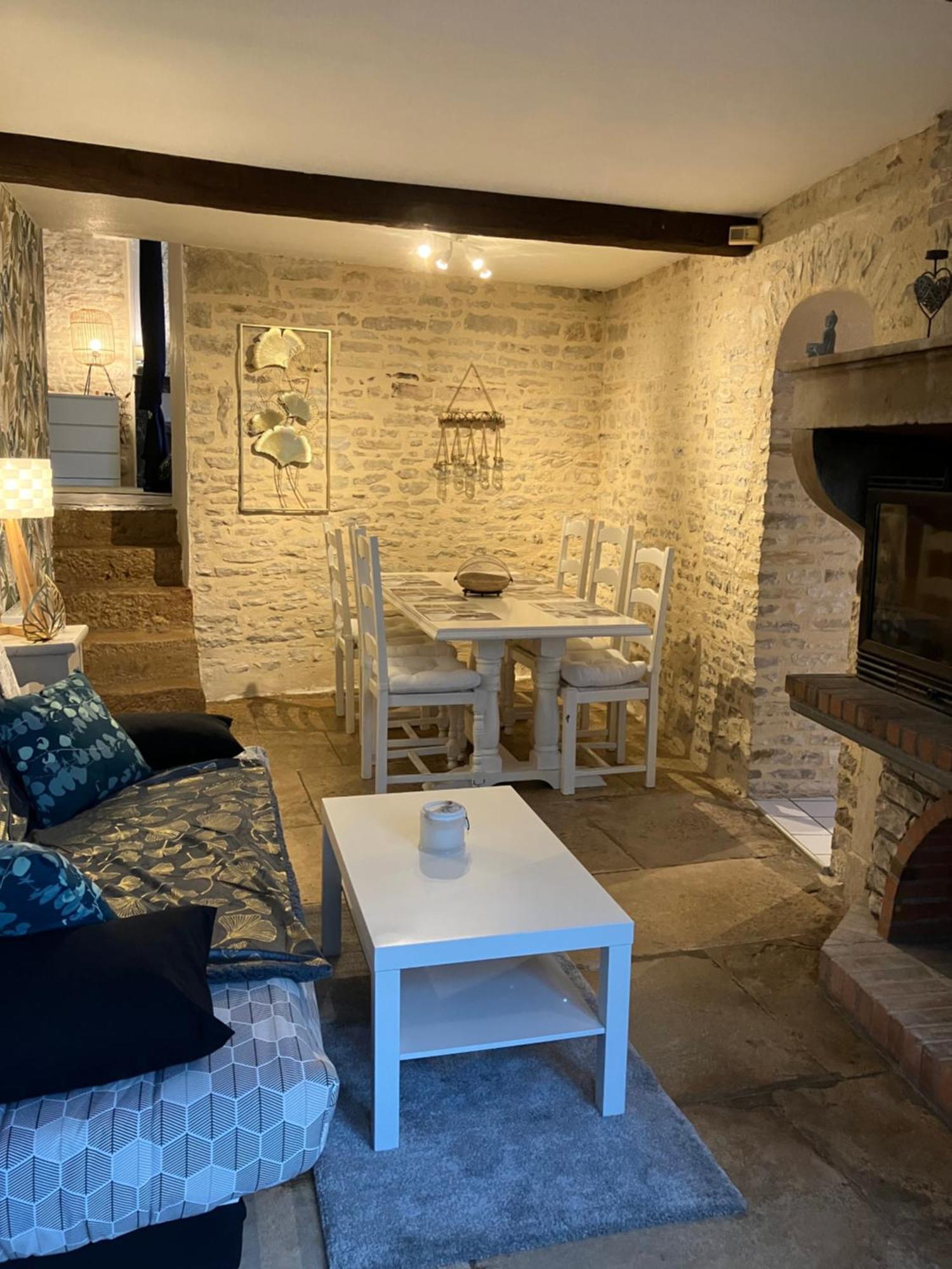 Charmante Maison En Pierres Precy-le-Sec Buitenkant foto