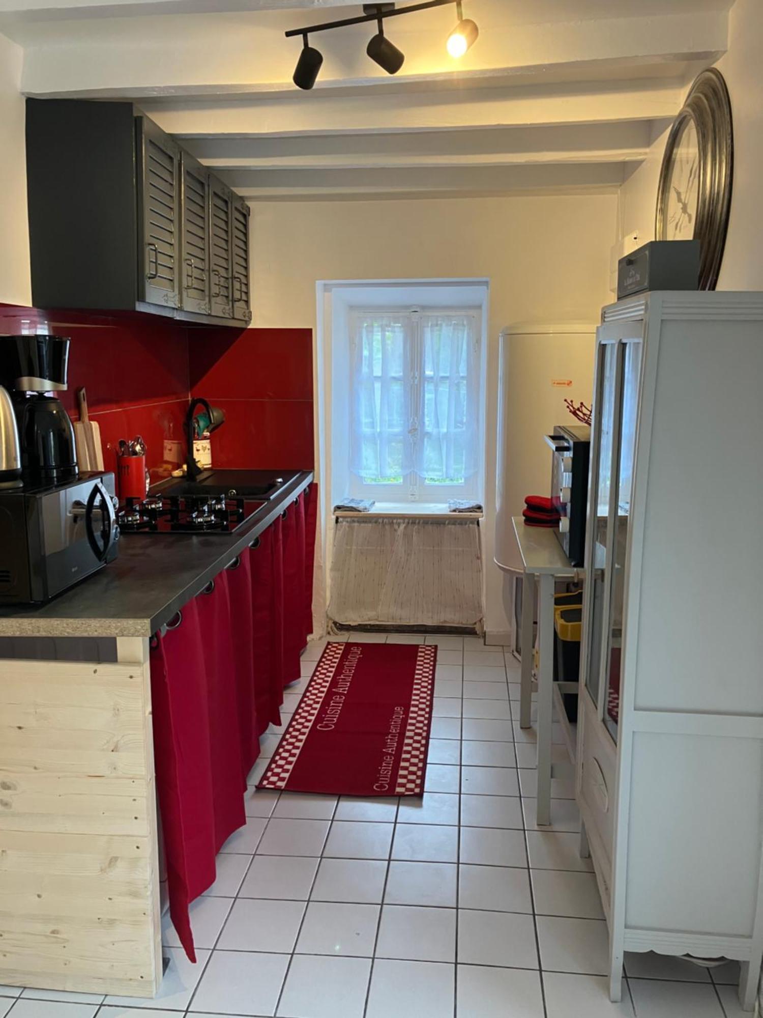 Charmante Maison En Pierres Precy-le-Sec Buitenkant foto